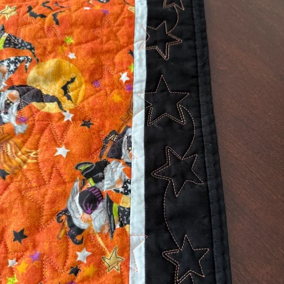 Halloween Fall quilted table runner with witchy gnomes pattern - Picture 10 of 10